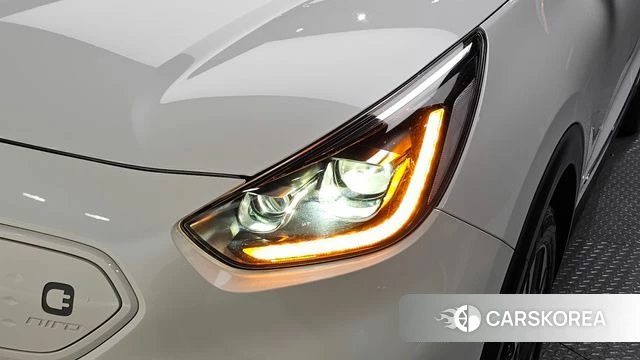 Kia Niro EV id 5003897 из Кореи 14