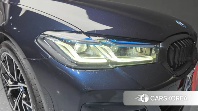 BMW 5 Series (G30) id 5017468 из Кореи 14