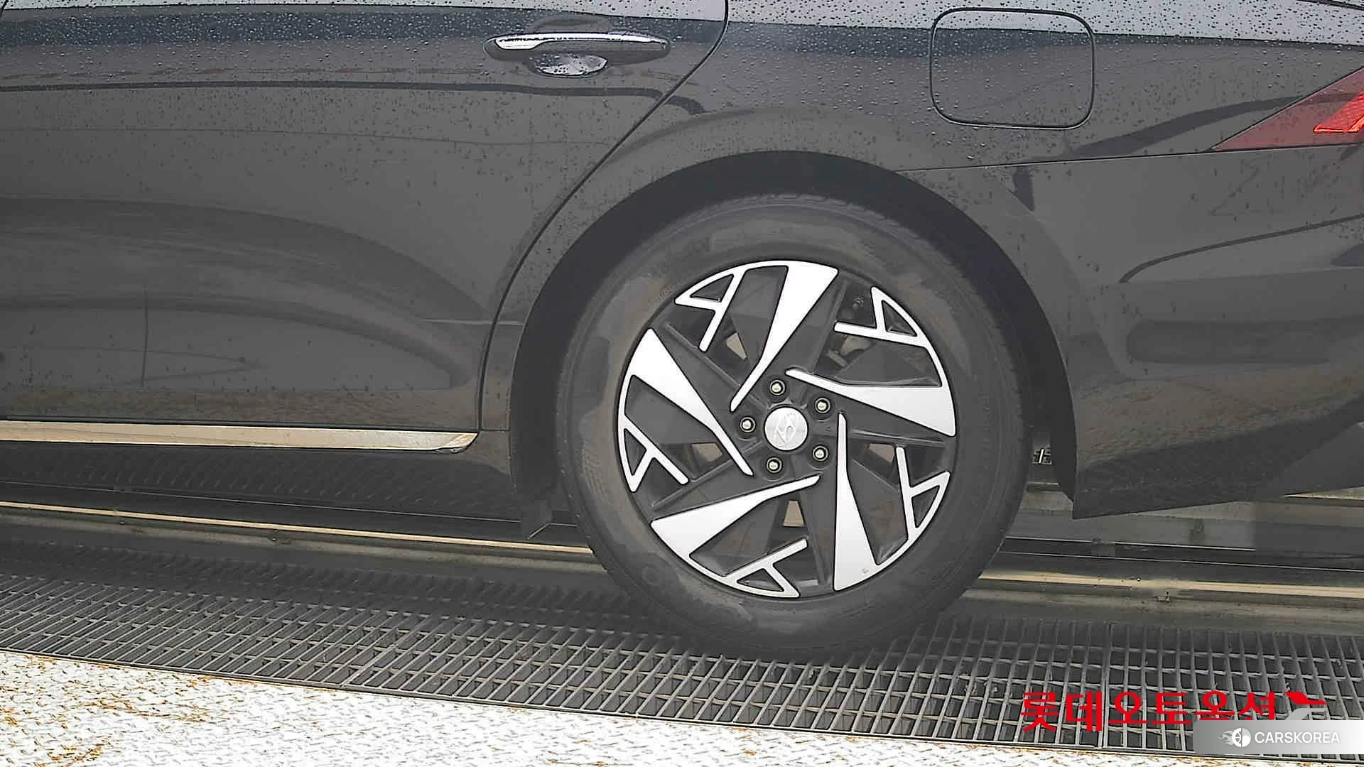 Hyundai Grandeur Hybrid id 4984622 из Кореи 14