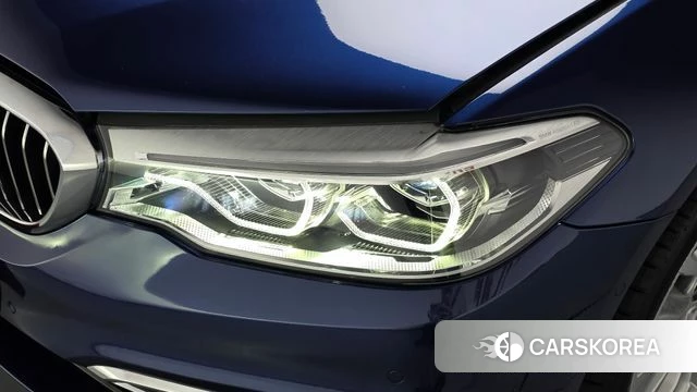 BMW 5 Series (G30) id 5024104 из Кореи 14