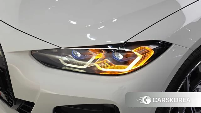 BMW i4 id 5027045 из Кореи 14