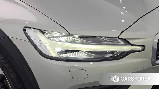 Volvo V60 Cross-Country 2nd Generation id 5035122 из Кореи 14