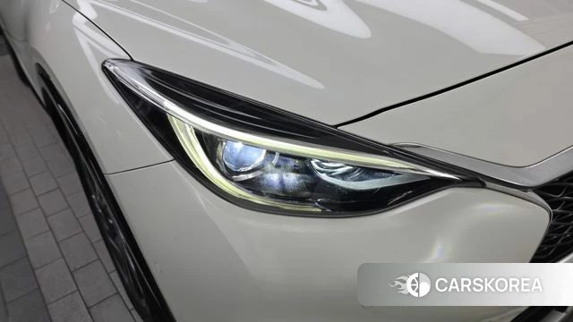 Infiniti Q30 id 4865117 из Кореи 14