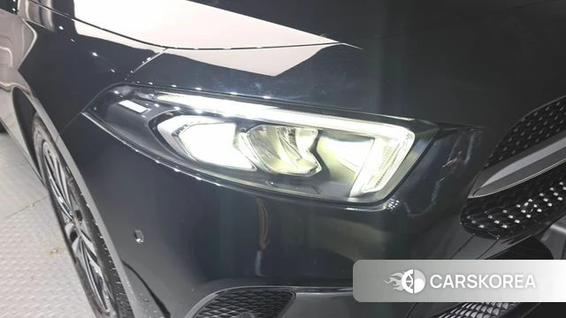 Mercedes-Benz A-Class W177 id 4981151 из Кореи 14