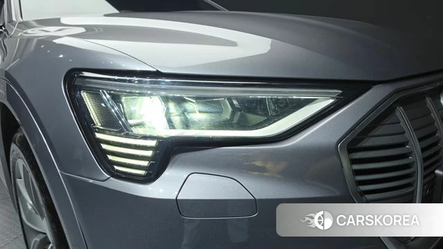 Audi e-Tron id 4906170 из Кореи 14