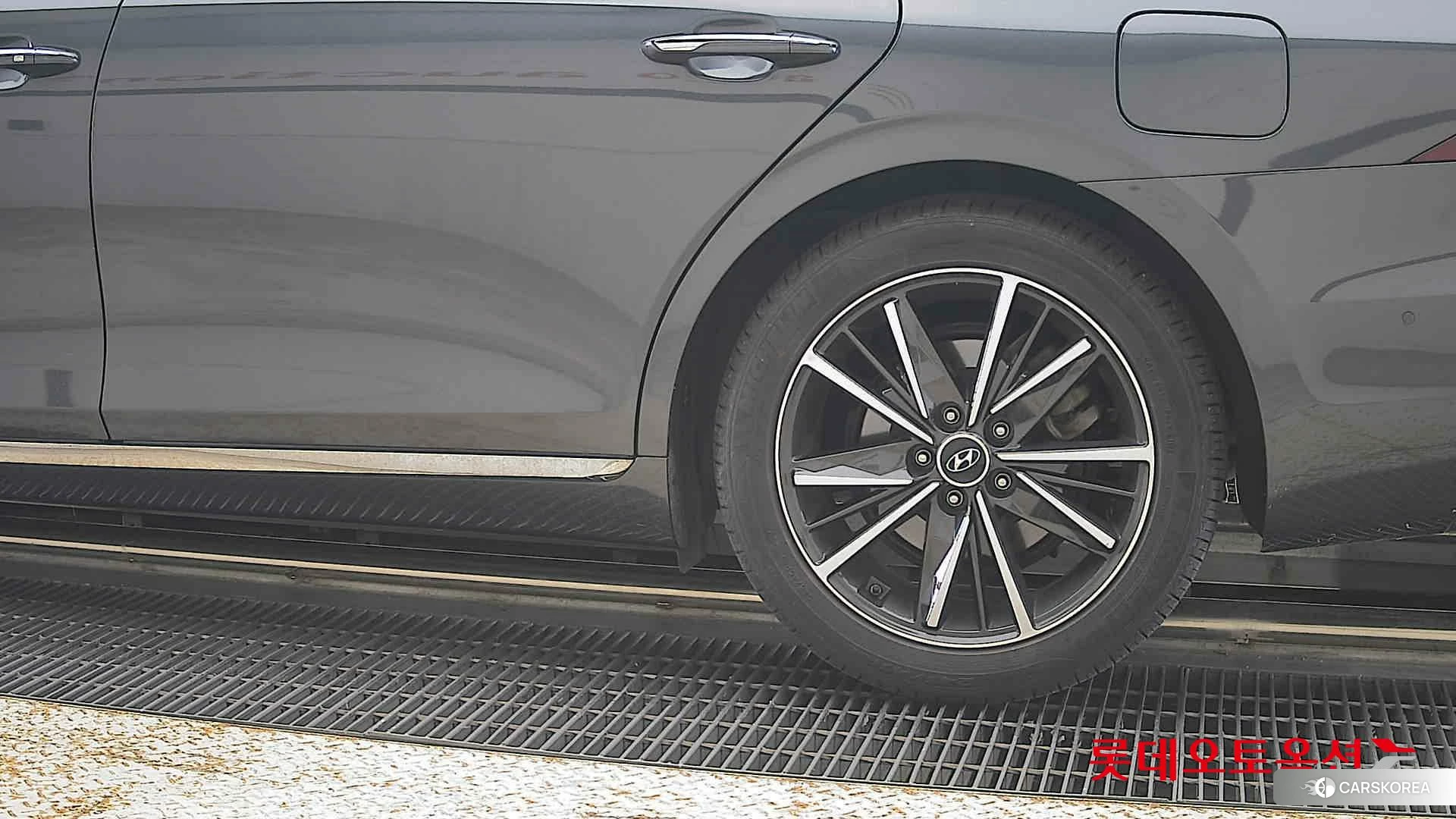 Hyundai Grandeur id 4990033 из Кореи 14