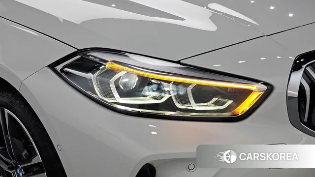 BMW 1 Series (F40) id 5011949 из Кореи 14