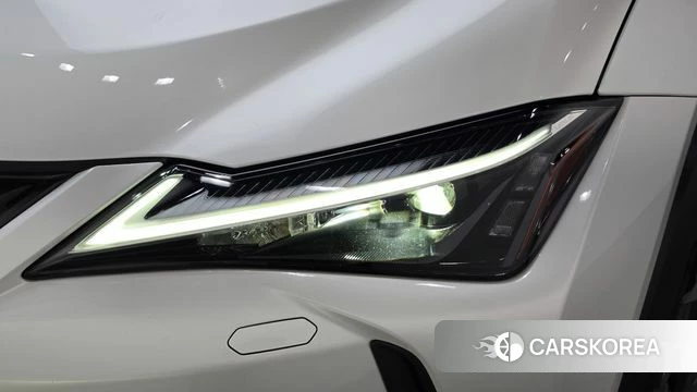 Lexus UX250h id 4950856 из Кореи 14