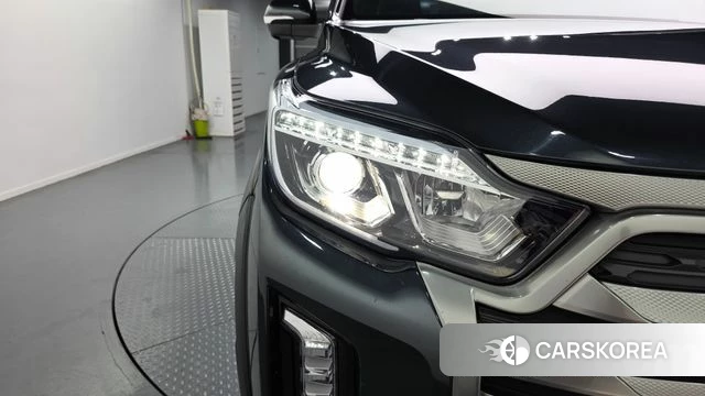 Ssangyong The New Rexton Sports Cannes id 4917640 из Кореи 14