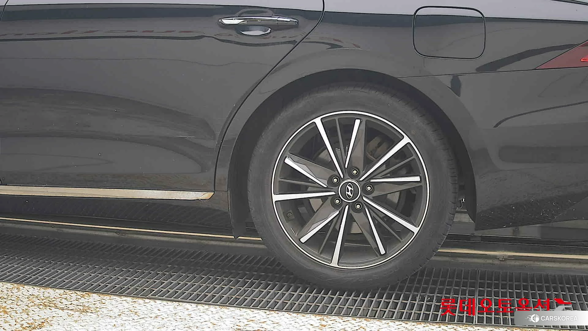 Hyundai Grandeur id 4990001 из Кореи 14