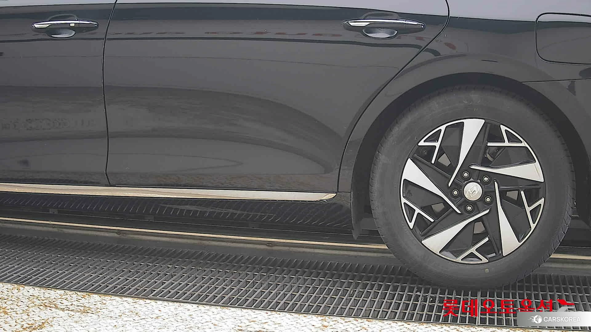 Hyundai Grandeur Hybrid id 4990084 из Кореи 14