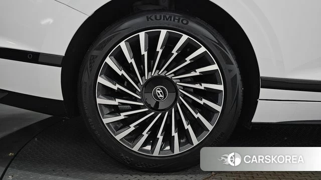 Hyundai Grandeur (GN7) id 5016313 из Кореи 14