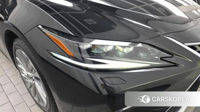 Lexus ES300h 7th generation id 5003289 из Кореи 14