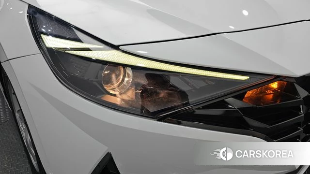 Hyundai Avante (CN7) id 5012930 из Кореи 14