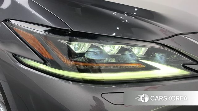 Lexus ES300h 7th generation id 5041824 из Кореи 14