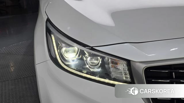 Kia The New Carnival id 4993651 из Кореи 14