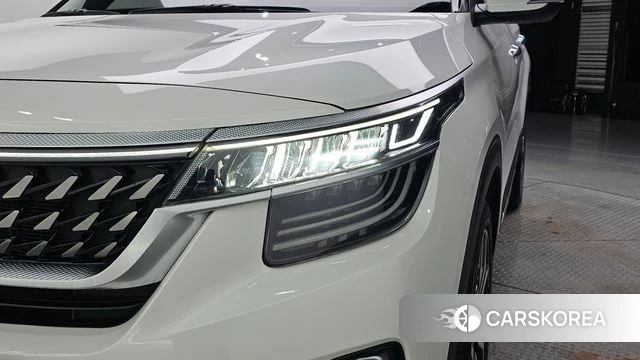 Kia Seltos id 4987995 из Кореи 14
