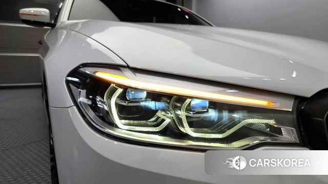 BMW 5 Series (G30) id 5014036 из Кореи 14