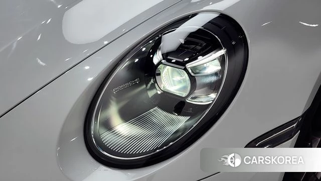 Porsche 911(992) id 4754896 из Кореи 14