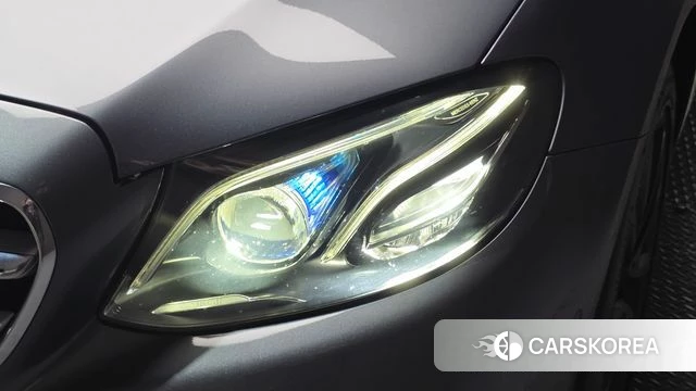 Mercedes-Benz E-Class W213 id 5035622 из Кореи 14