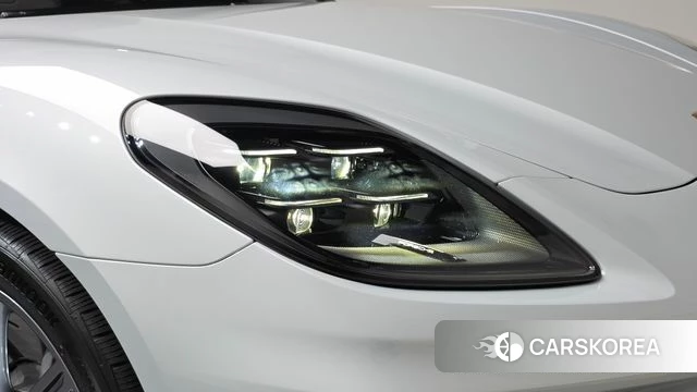 Porsche Panamera (976) id 5020944 из Кореи 14