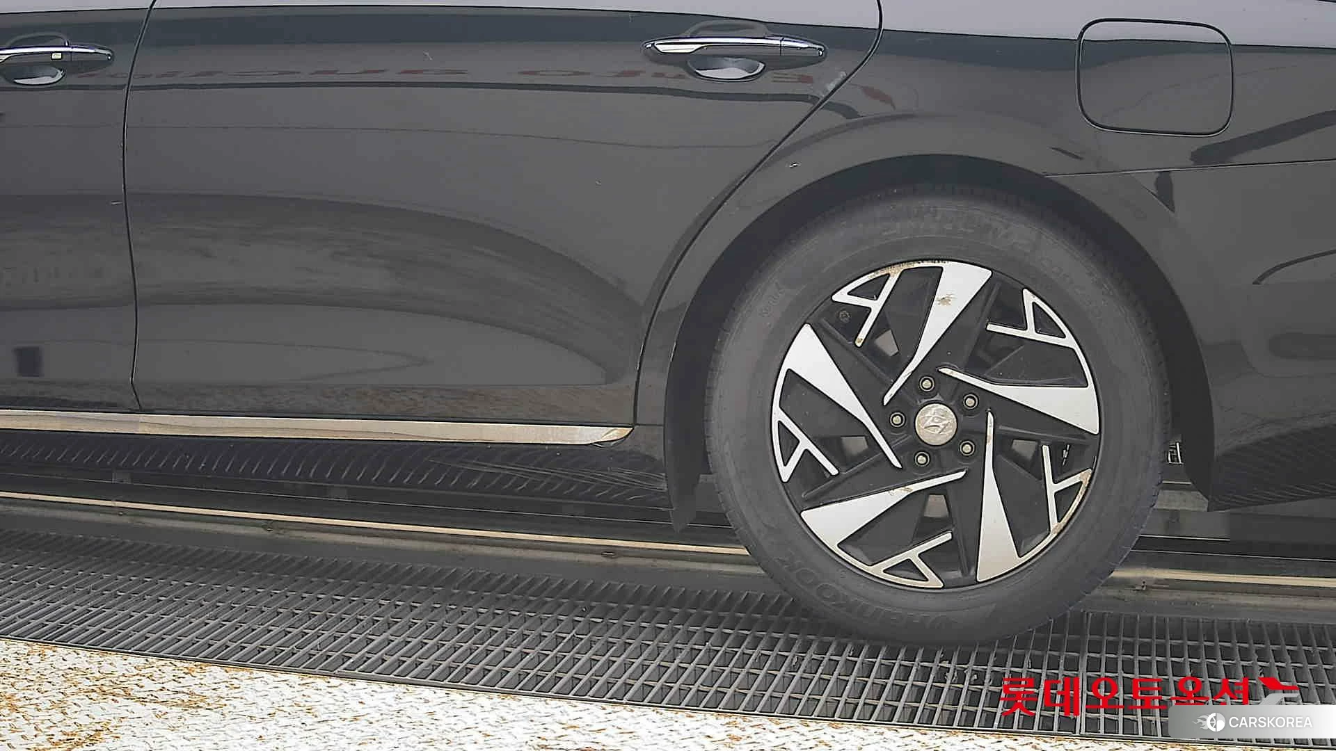 Hyundai Grandeur Hybrid id 4990027 из Кореи 14