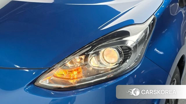 Toyota Prius C id 5013902 из Кореи 14
