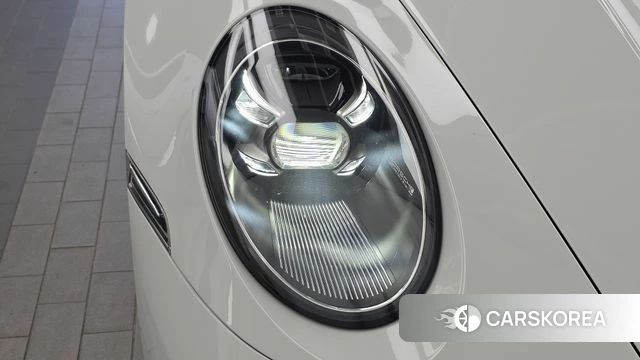 Porsche 911(992) id 4764449 из Кореи 14