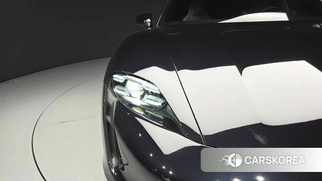Porsche Taycan id 4987250 из Кореи 14