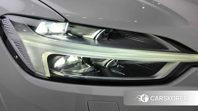 Volvo XC60 second Generation id 5013943 из Кореи 14