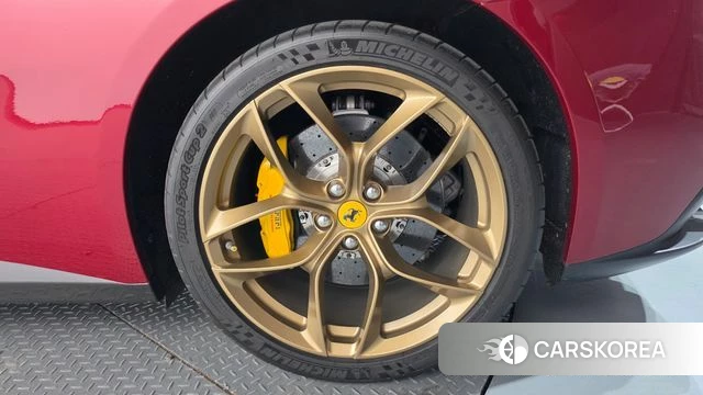 Ferrari GTC4 Russo id 4900568 из Кореи 14