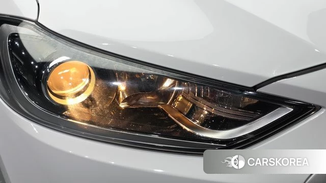 Hyundai Avante AD id 4978146 из Кореи 14
