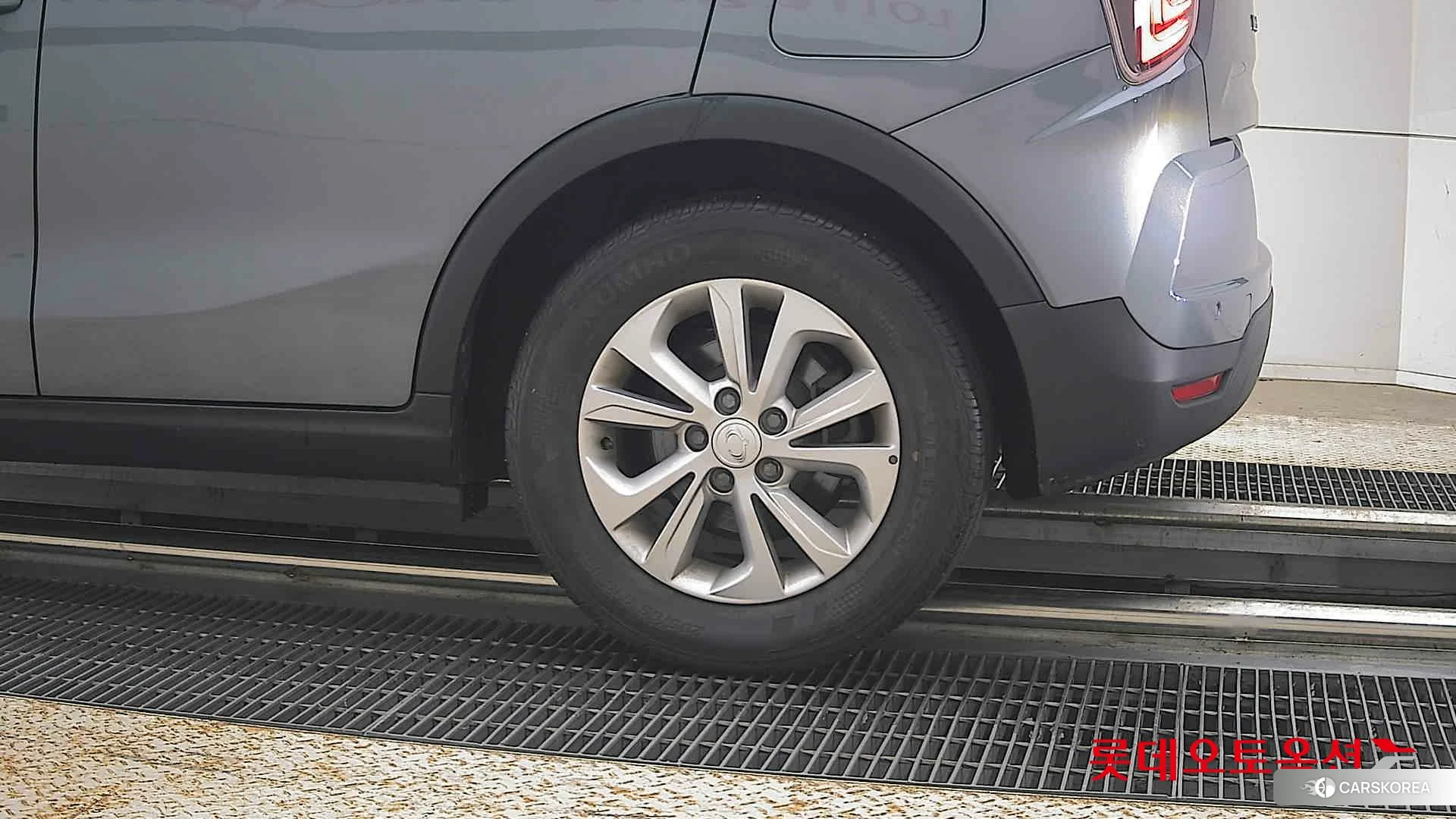 SsangYong Tivoli id 4984721 из Кореи 14