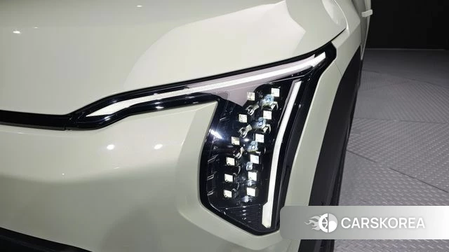 Kia EV3 id 4773377 из Кореи 14