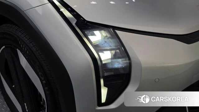 Kia EV4 id 4974604 из Кореи 14