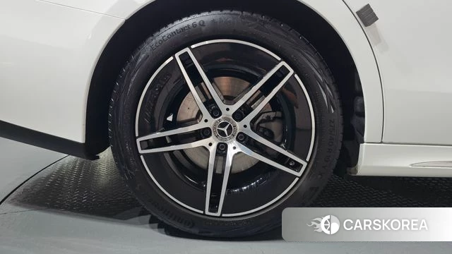 Mercedes-Benz E-Class W214 id 5001535 из Кореи 14