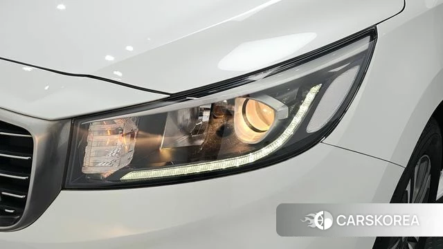 Kia The New Carnival id 5029406 из Кореи 14