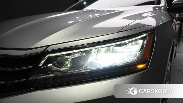 Volkswagen The New Passat id 4983127 из Кореи 14