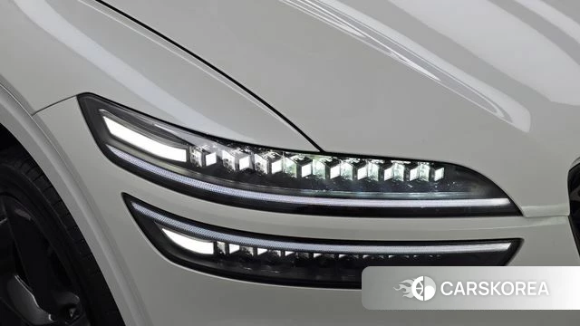 Genesis GV70 id 4957561 из Кореи 14