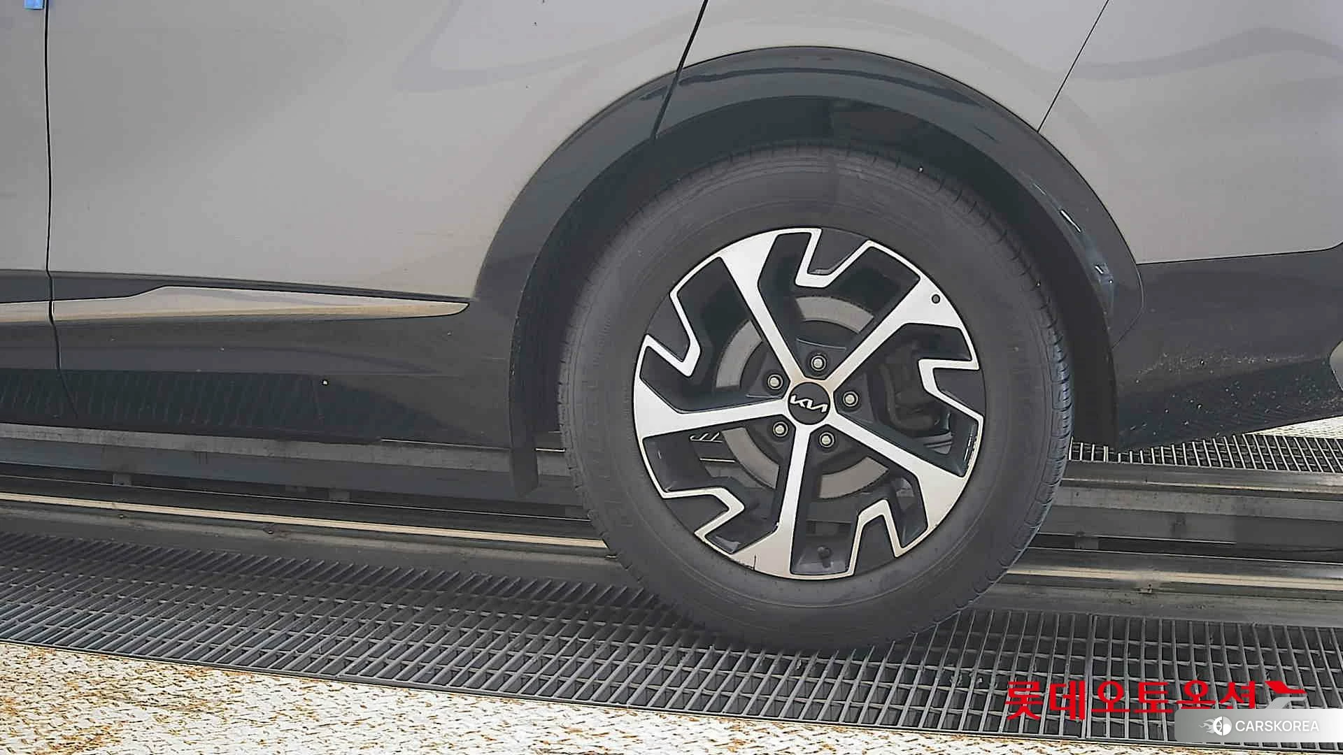 Kia Sportage Hybrid id 4990049 из Кореи 14