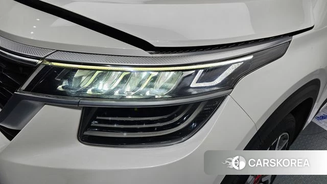 Kia Seltos id 4987500 из Кореи 14