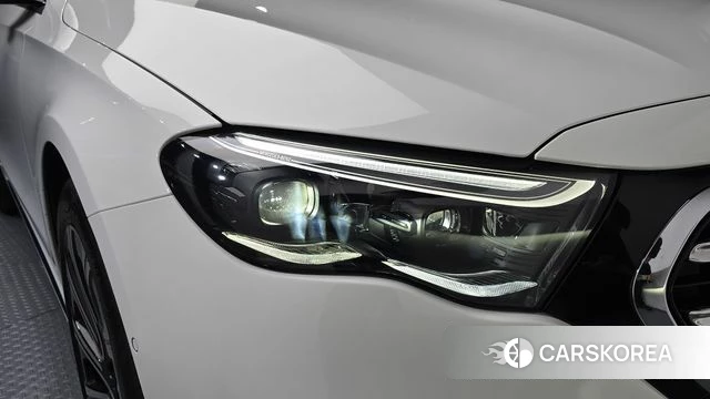 Mercedes-Benz E-Class W214 id 5045673 из Кореи 14