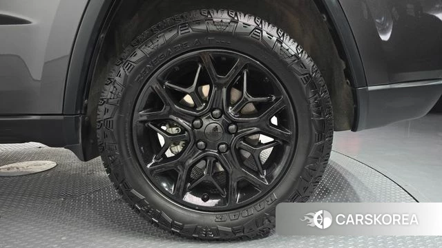Jeep Grand Cherokee id 4918416 из Кореи 14