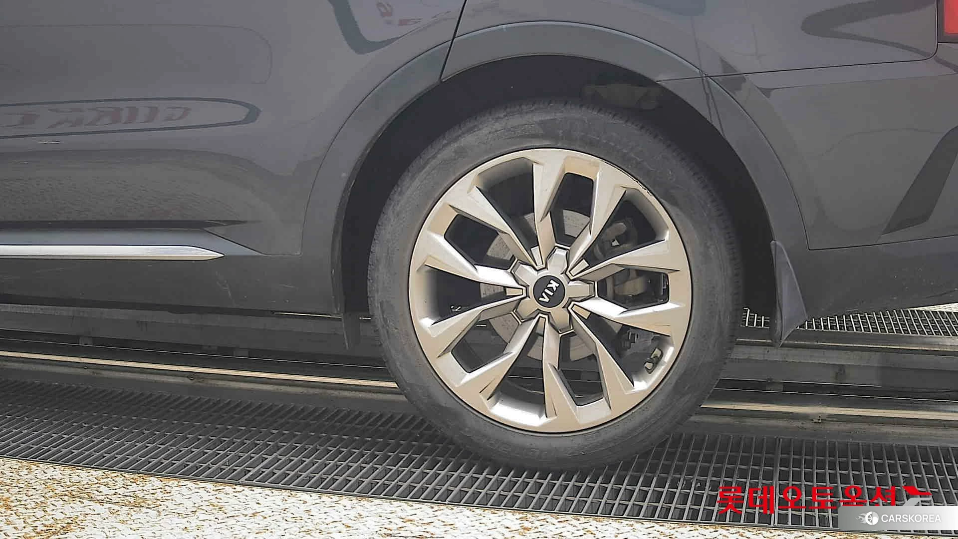Kia Sorento id 4984696 из Кореи 14