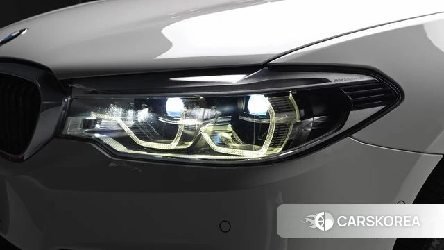 BMW 5 Series (G30) id 4960486 из Кореи 14