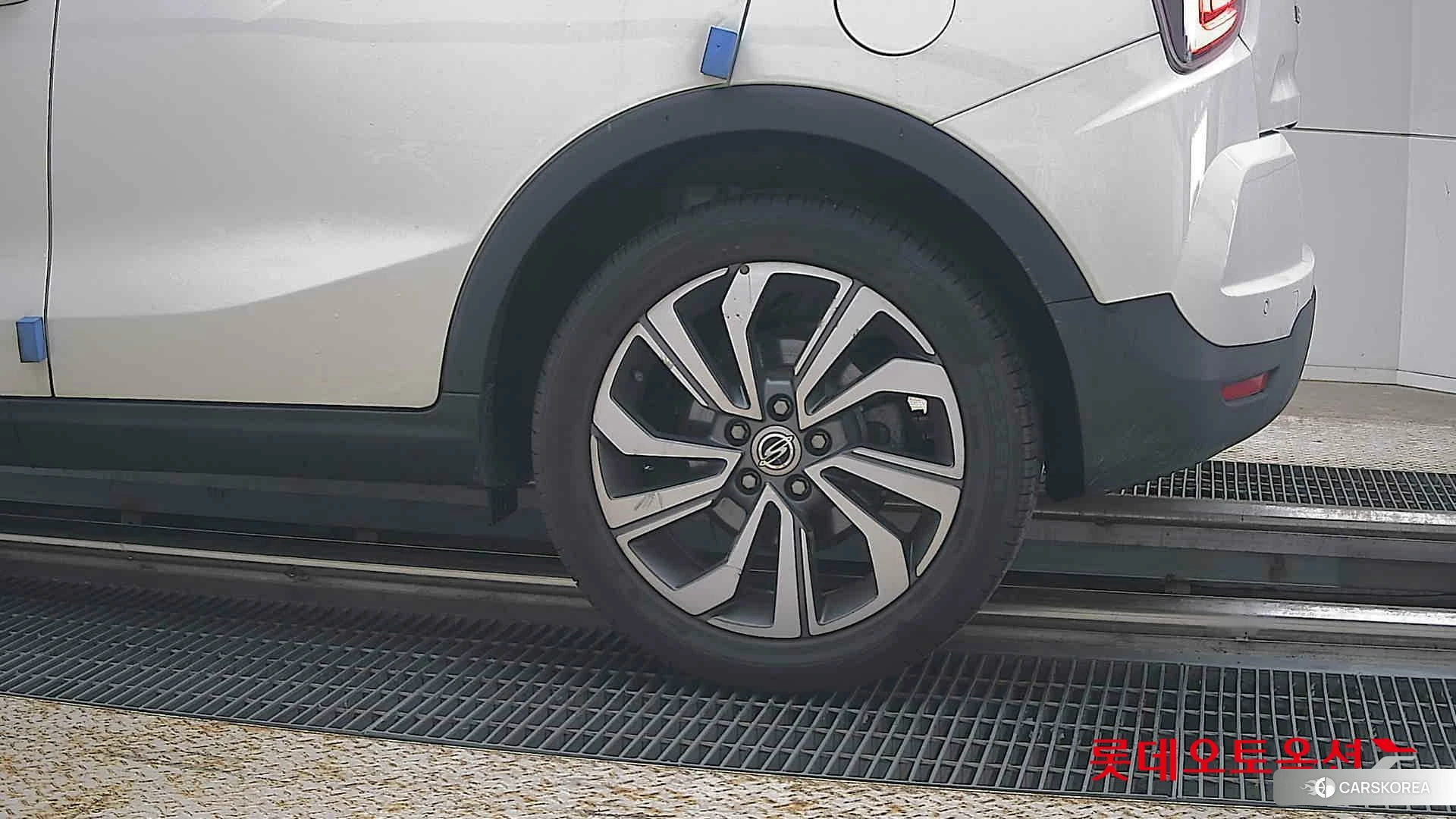 SsangYong Tivoli id 4984727 из Кореи 14