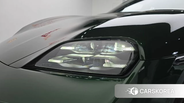 Porsche Taycan id 4980153 из Кореи 14