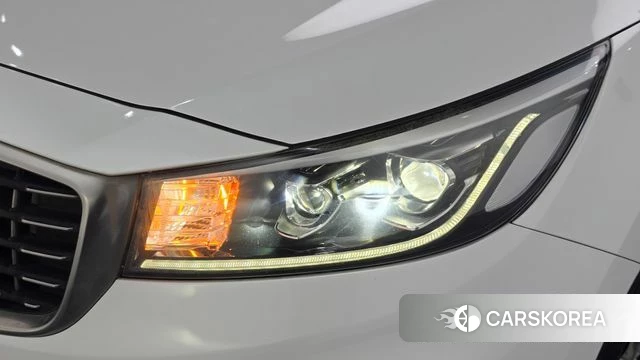Kia The New Carnival id 4978125 из Кореи 14