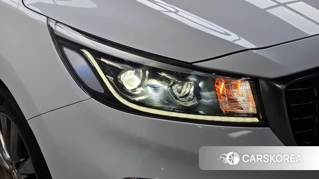 Kia The New Carnival id 4953026 из Кореи 14