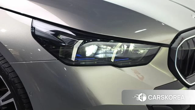 BMW 5 Series (G60) id 5051918 из Кореи 14